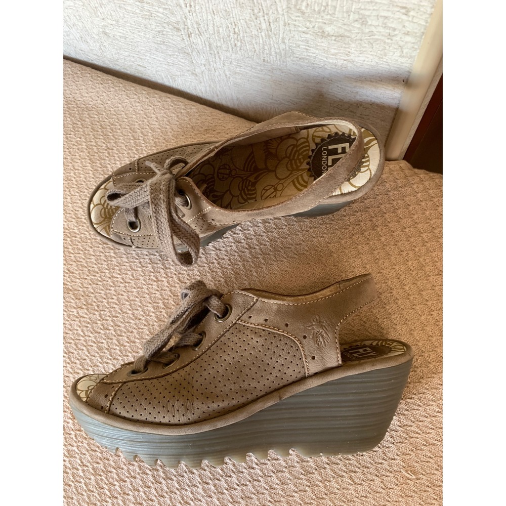 Fly London Yala‎ Taupe Brown Perforated Leather Lace Up Wedge Sandals 39